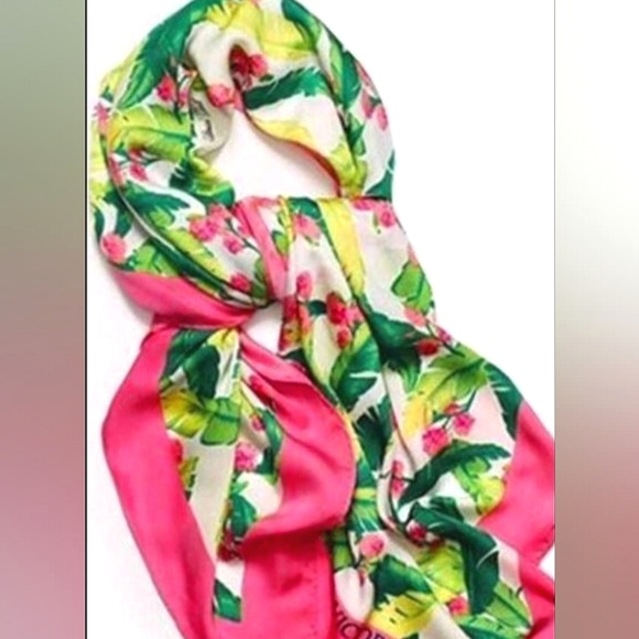 Victoria's Secret Scarf Cover-up - Picture 2 of 5